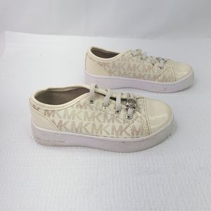 Michael Kors MK Ivy Dee Vanilla Slip On Sneakers Signature Print Loafers Girls 9